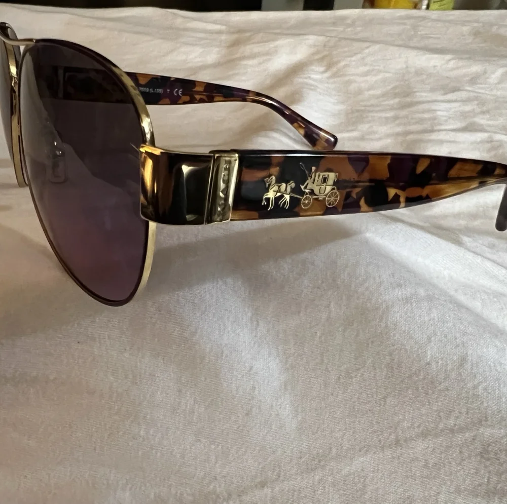 Coach Aviator Sunglasses  L138 HC 7059 - Picture 2 of 3
